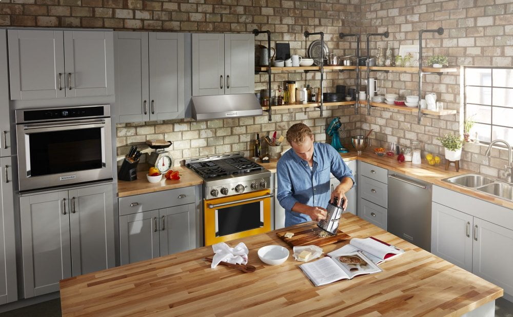 Kitchenaid KFGC500JYP Kitchenaid® 30'' Smart Commercial-Style Gas Range With 4 Burners - Yellow Pepper