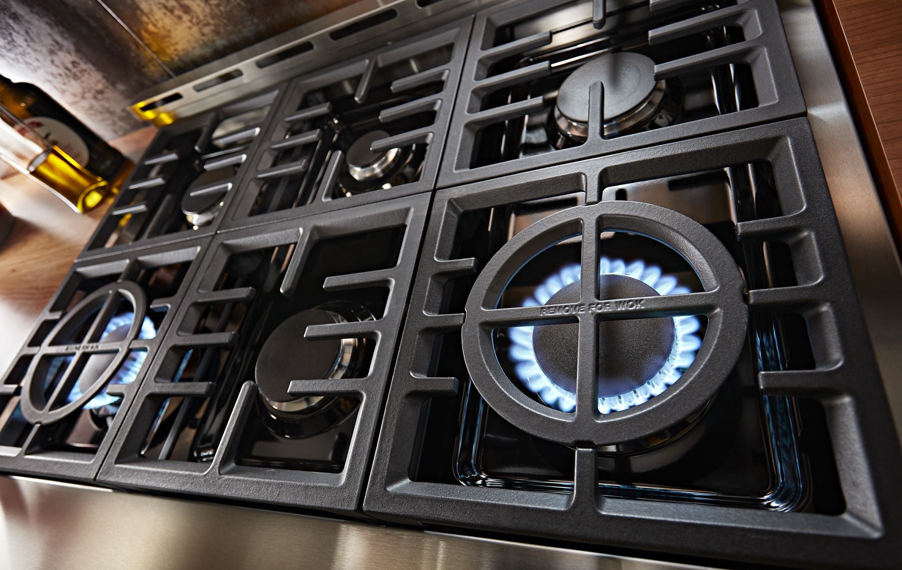 Kitchenaid KFGC506JBK Kitchenaid® 36'' Smart Commercial-Style Gas Range With 6 Burners - Imperial Black