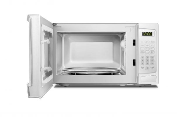 Danby DBMW0920BWW Danby 0.9 Cuft White Microwave
