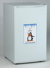 Avanti VF306 2.8 Cu. Ft. Vertical Freezer - White