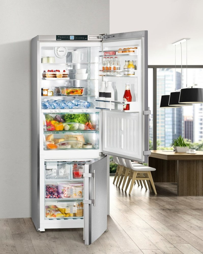 Liebherr CBS1660 30" Fridge-Freezer With Biofresh And Nofrost