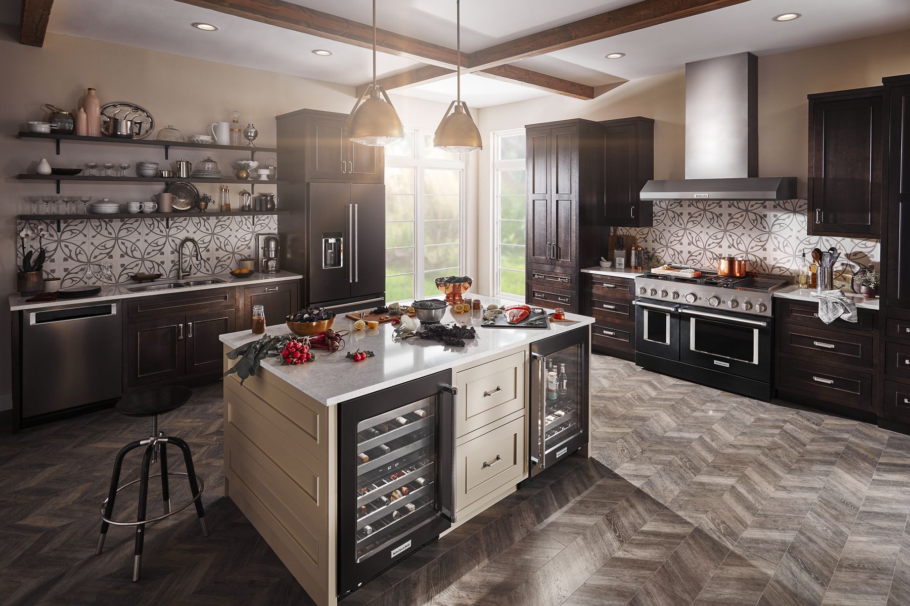 Kitchenaid KFGC558JBK Kitchenaid® 48'' Smart Commercial-Style Gas Range With Griddle - Imperial Black