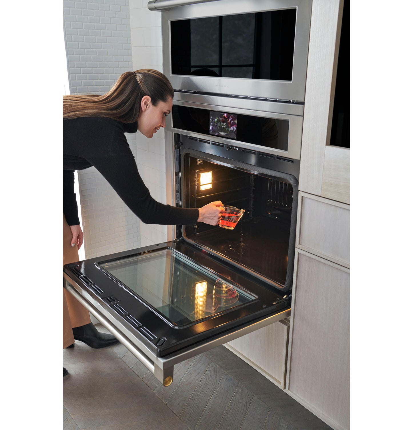 Monogram ZTSX1DPSNSS Monogram 30" Smart Electric Convection Single Wall Oven Statement Collection