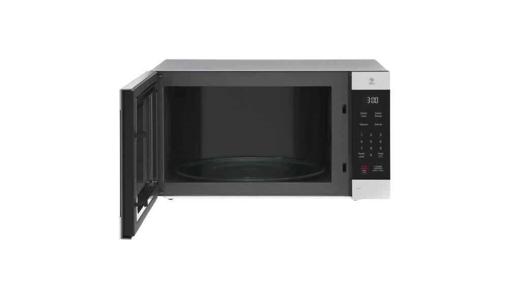 Lg LMC2075ST 2.0 Cu. Ft. Neochef&#8482; Countertop Microwave With Smart Inverter And Easyclean®