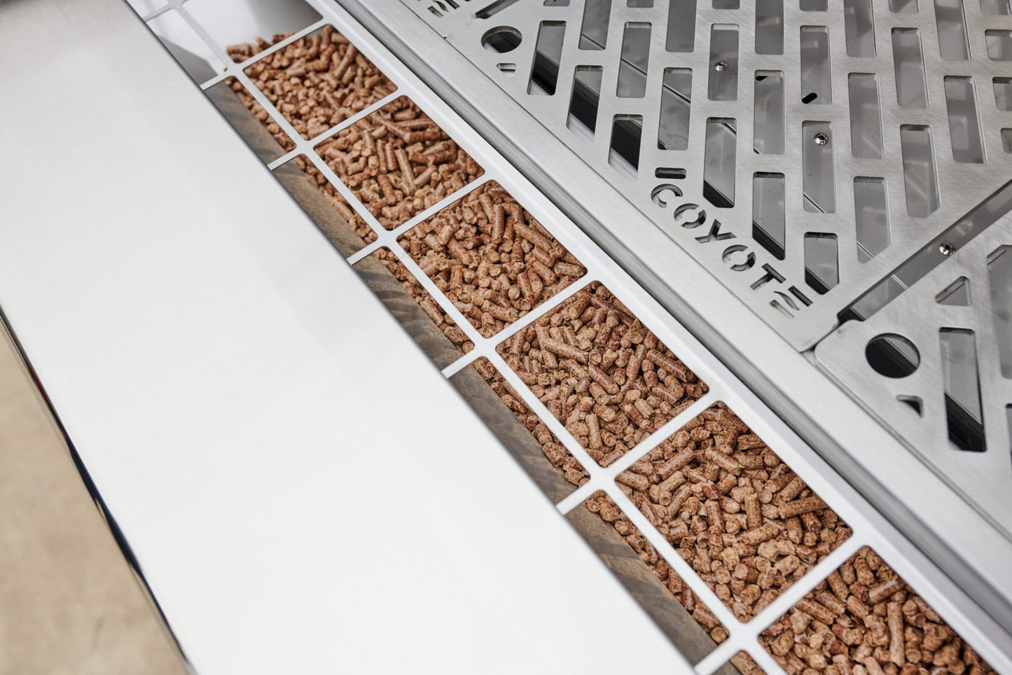 Coyote C1P36 36" Pellet Grill