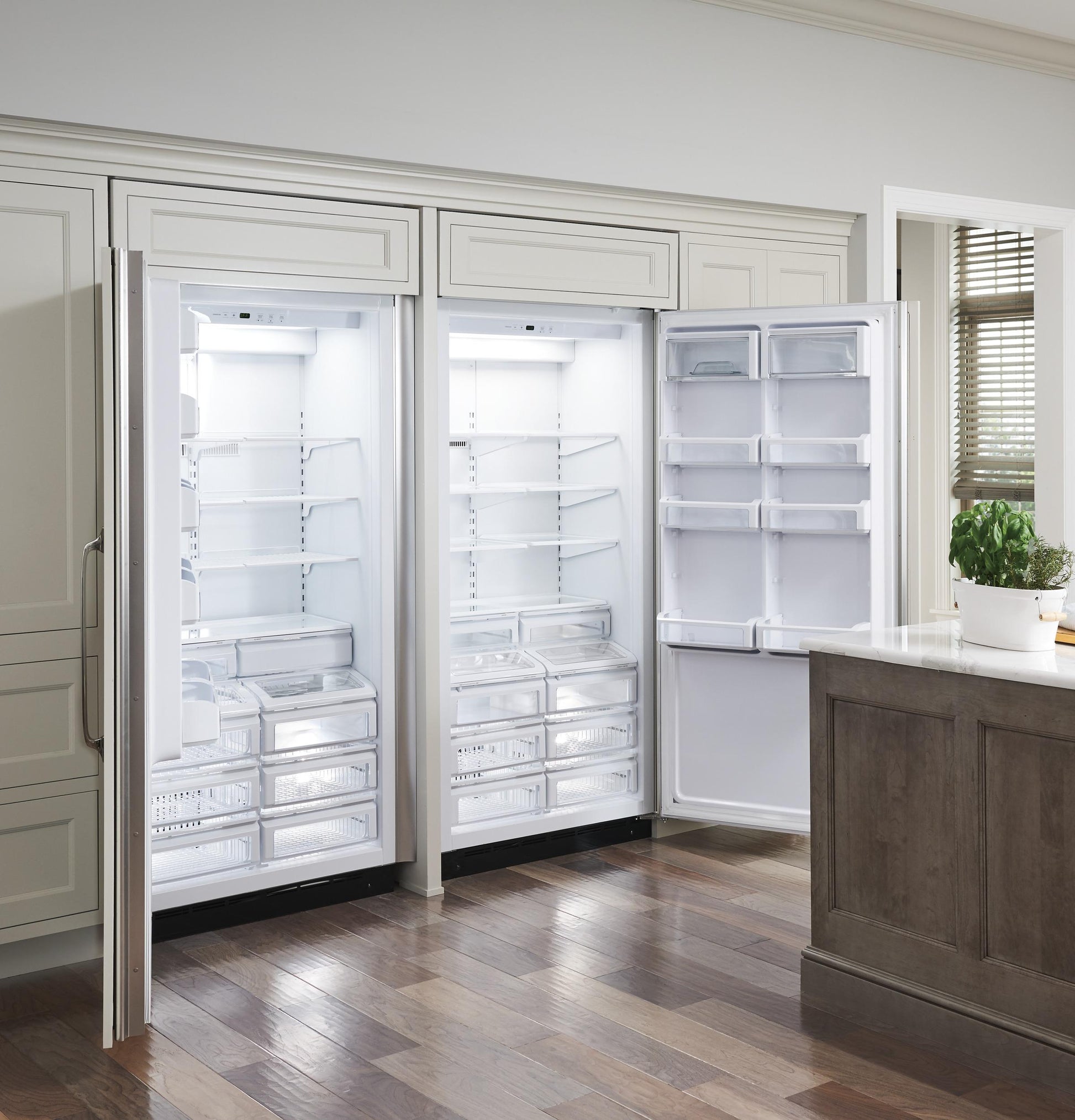 Monogram ZIFS360NNRH Monogram 36" Built-In All Freezer
