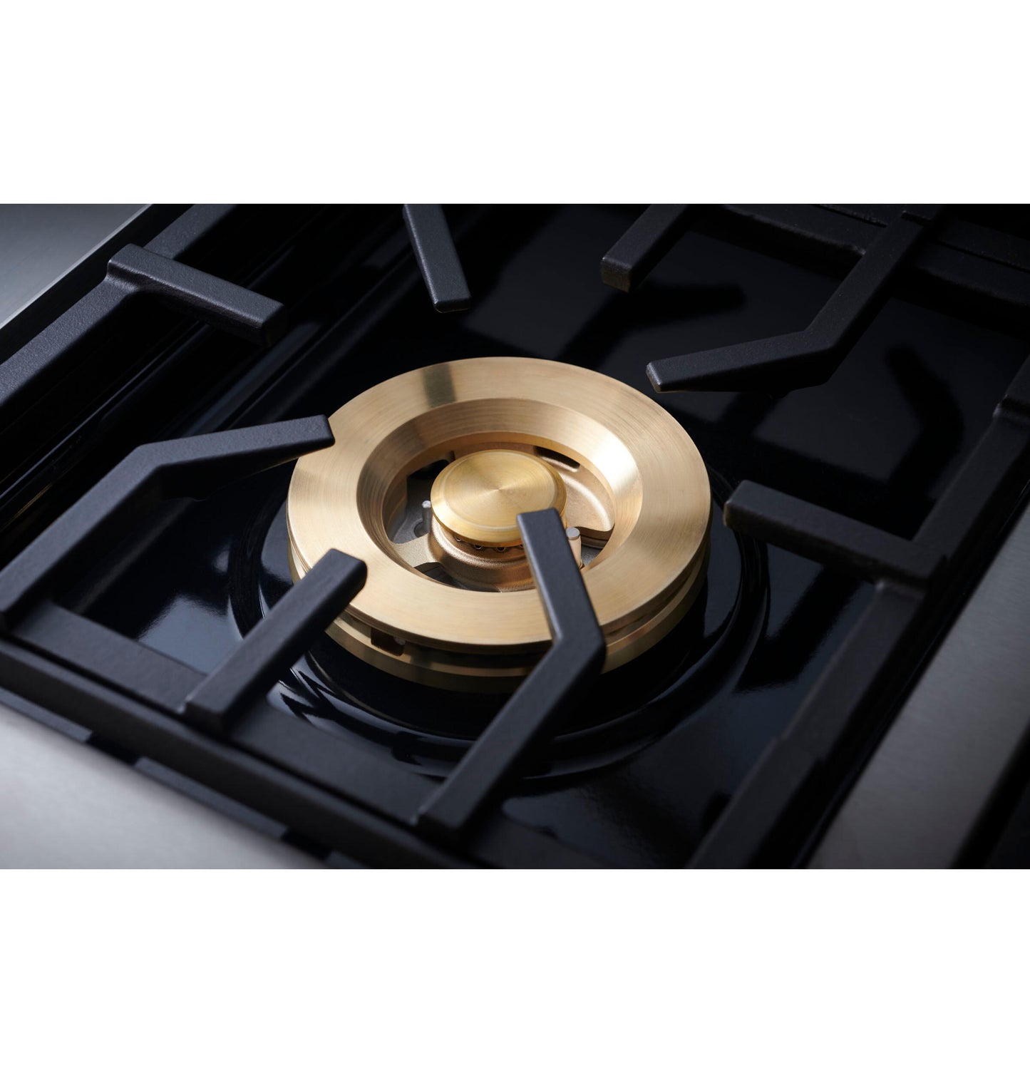 Monogram ZDP364NDTSS Monogram 36" Dual-Fuel Professional Range With 4 Burners And Griddle (Natural Gas)