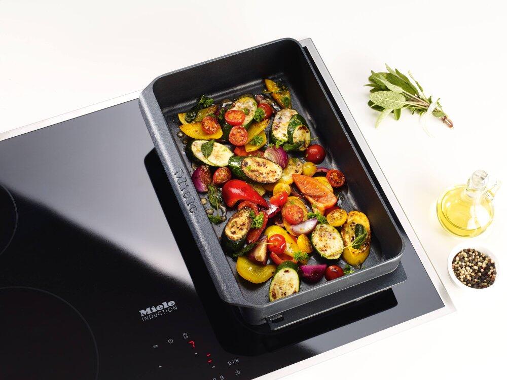 Miele HUB6222 Hub 62-22 - Induction Gourmet Casserole Dish For Frying, Braising And Gratinating.