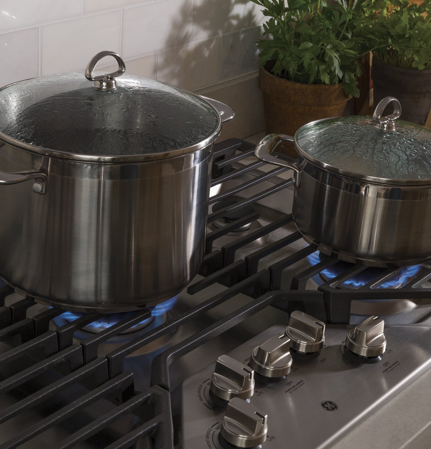 Ge Appliances PGP7036SLSS Ge Profile™ 36" Built-In Gas Cooktop With Optional Extra-Large Cast Iron Griddle