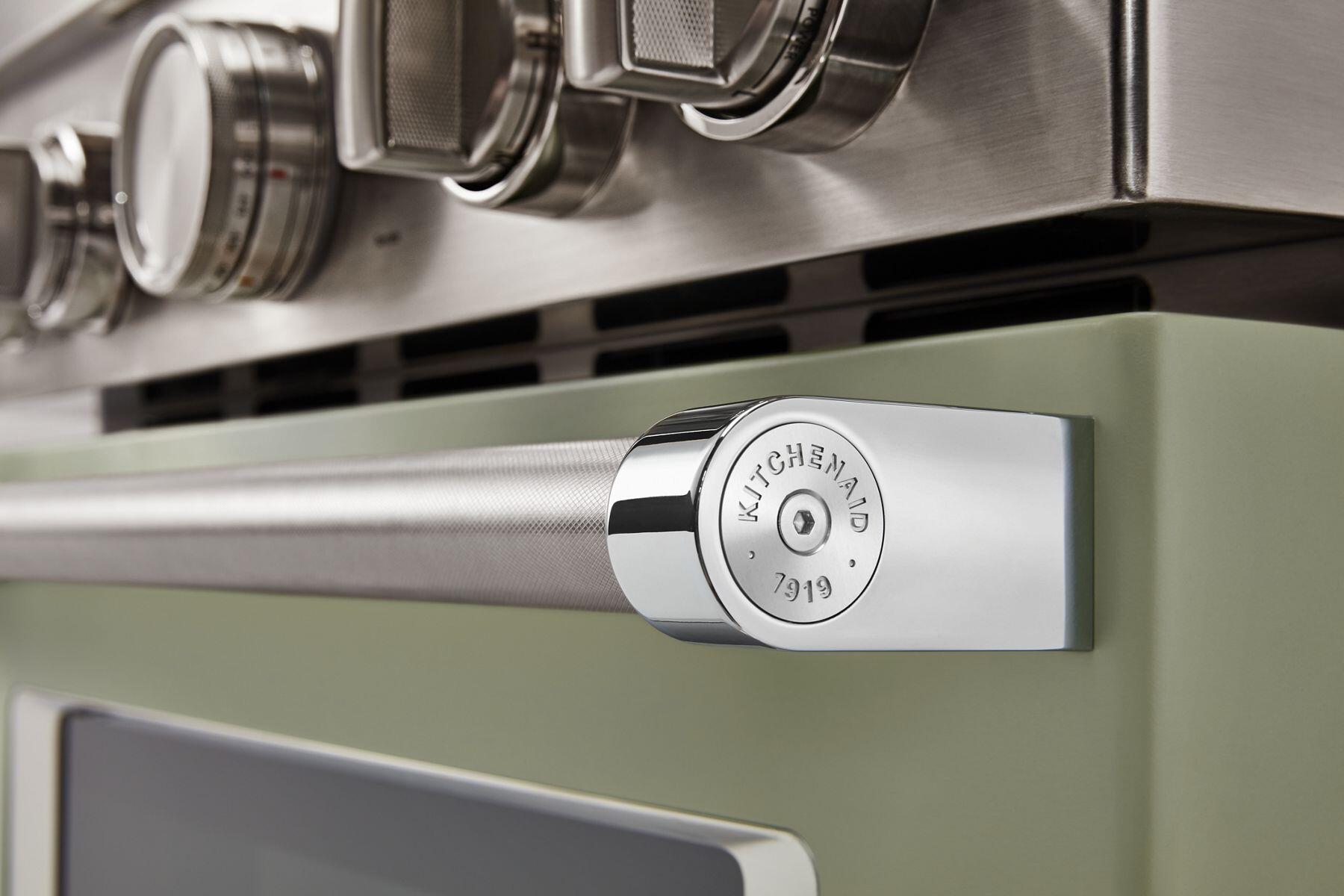 Kitchenaid KFGC500JAV Kitchenaid® 30'' Smart Commercial-Style Gas Range With 4 Burners - Avocado Cream