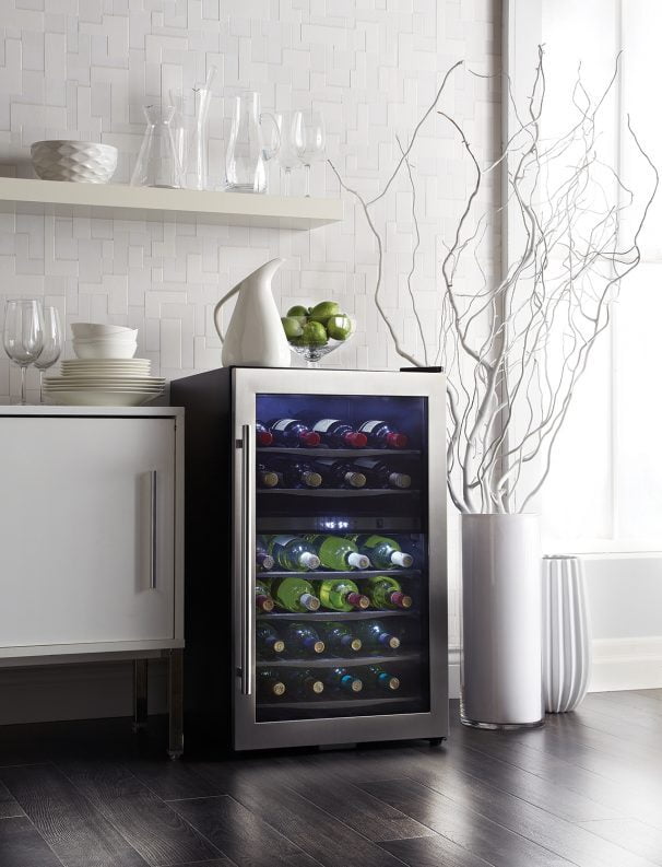 Danby DWC040A3BSSDD Danby Designer 38 Bottle Wine Cooler