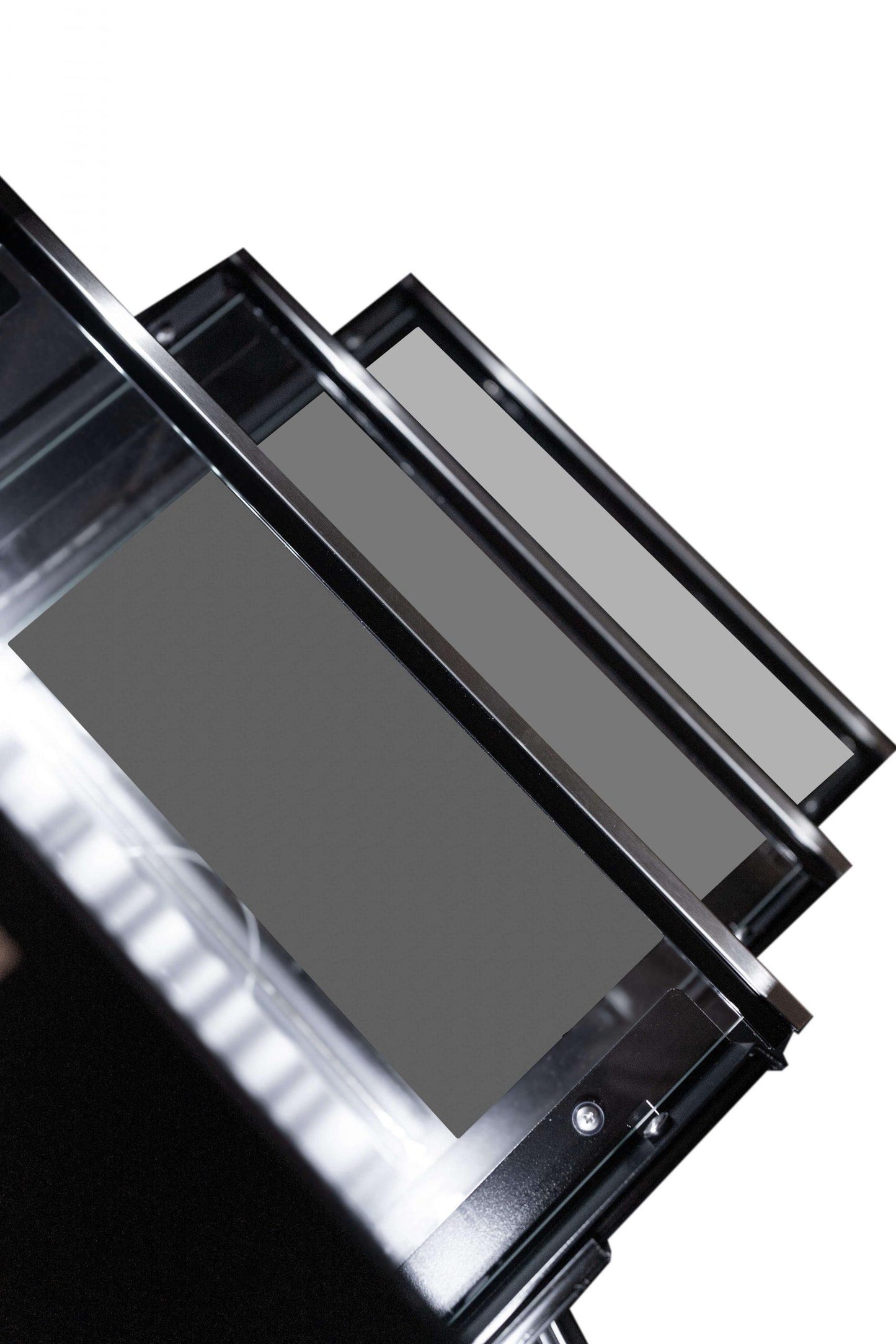 Silhouette SPRAR055D1SS Niagara - 5.5 Cu. Ft. Beverage Center