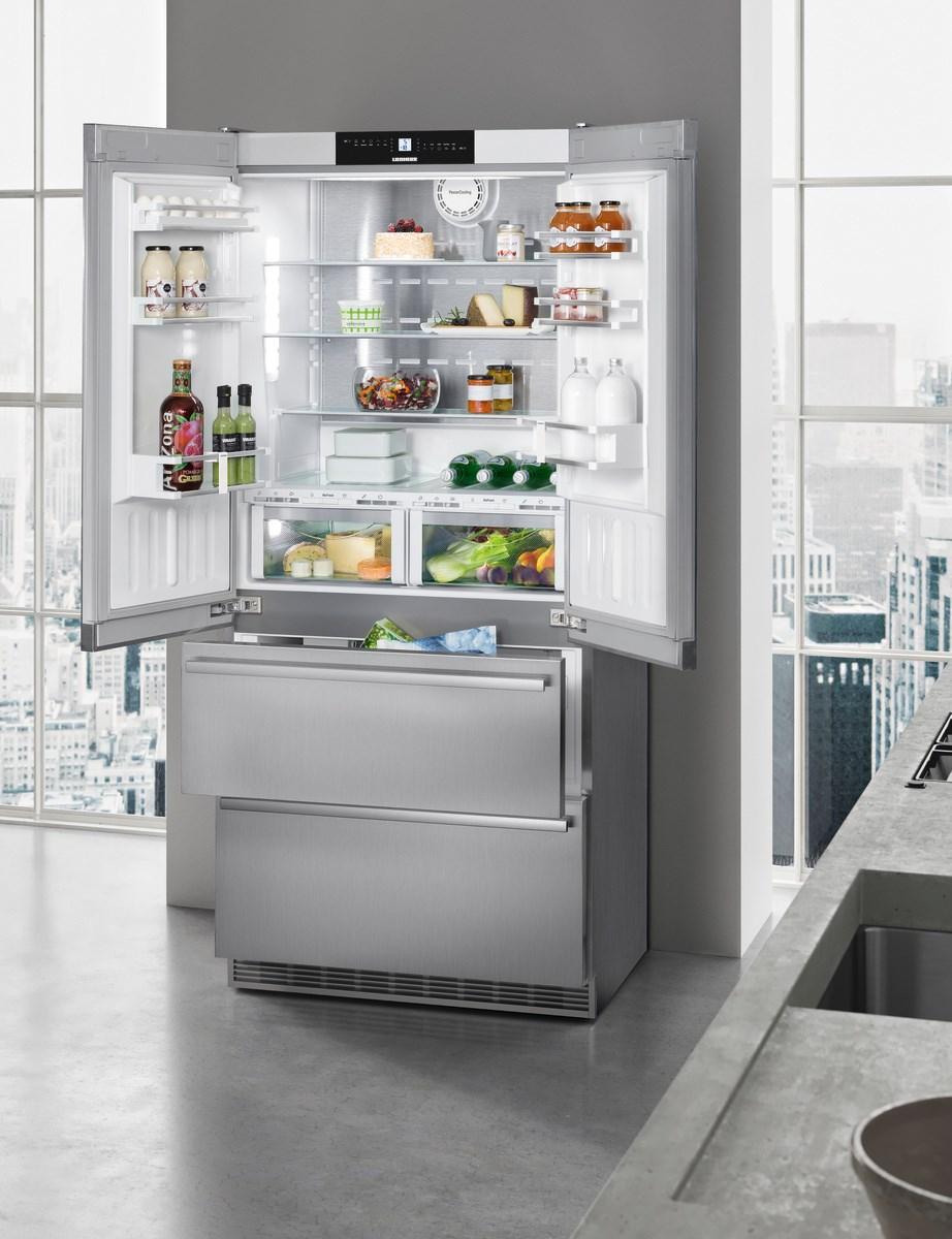 Liebherr CBS2092 Fridge-Freezer With Biofresh And Nofrost