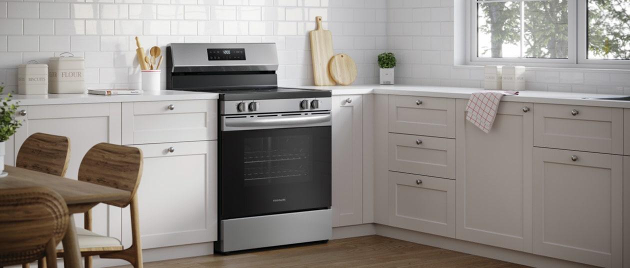 Frigidaire FCRE3062AS Frigidaire 30" Electric Range With The Eventemp™