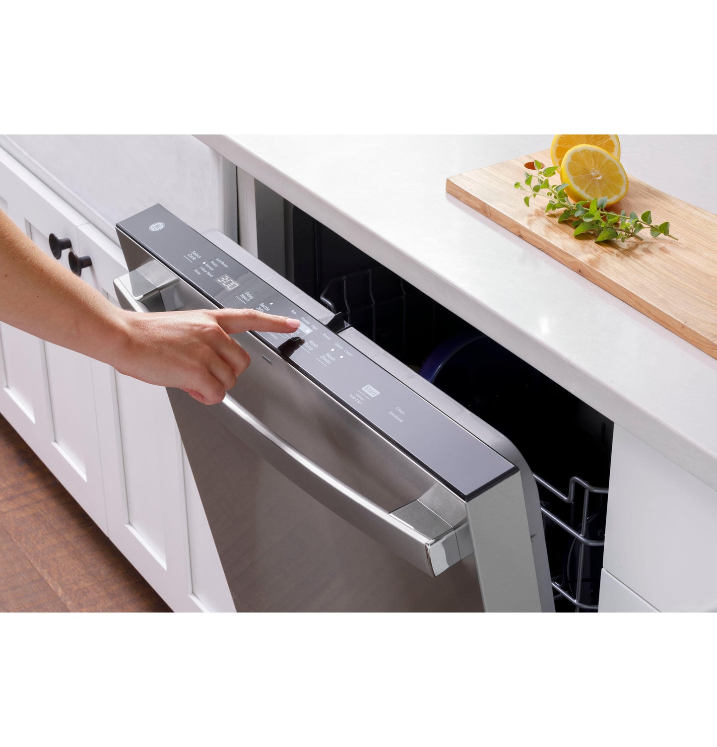 Ge Appliances GDT630PYRFS Ge® Top Control With Plastic Interior Dishwasher With Sanitize Cycle & Dry Boost