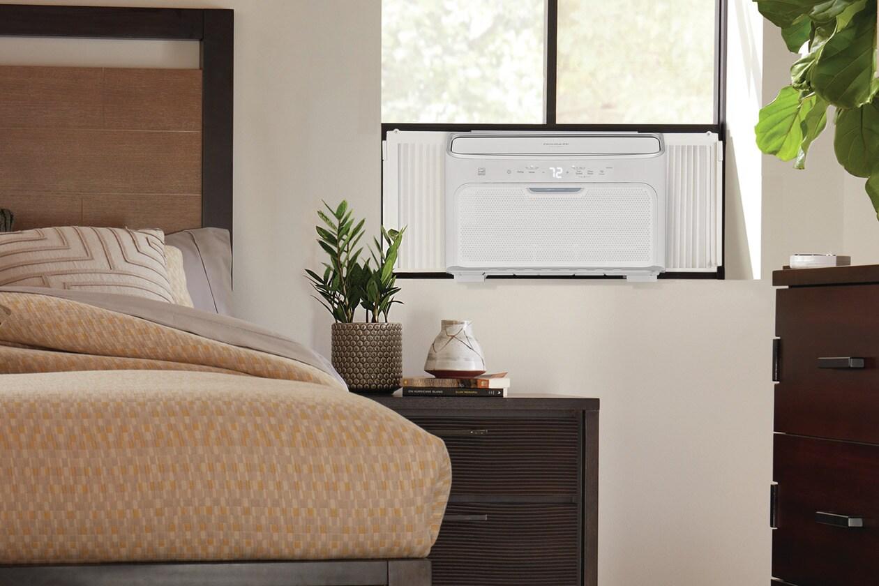 Frigidaire GHWQ123WC1 Frigidaire Gallery 12,000 Btu Inverter Quiet Temp Smart Room Air Conditioner