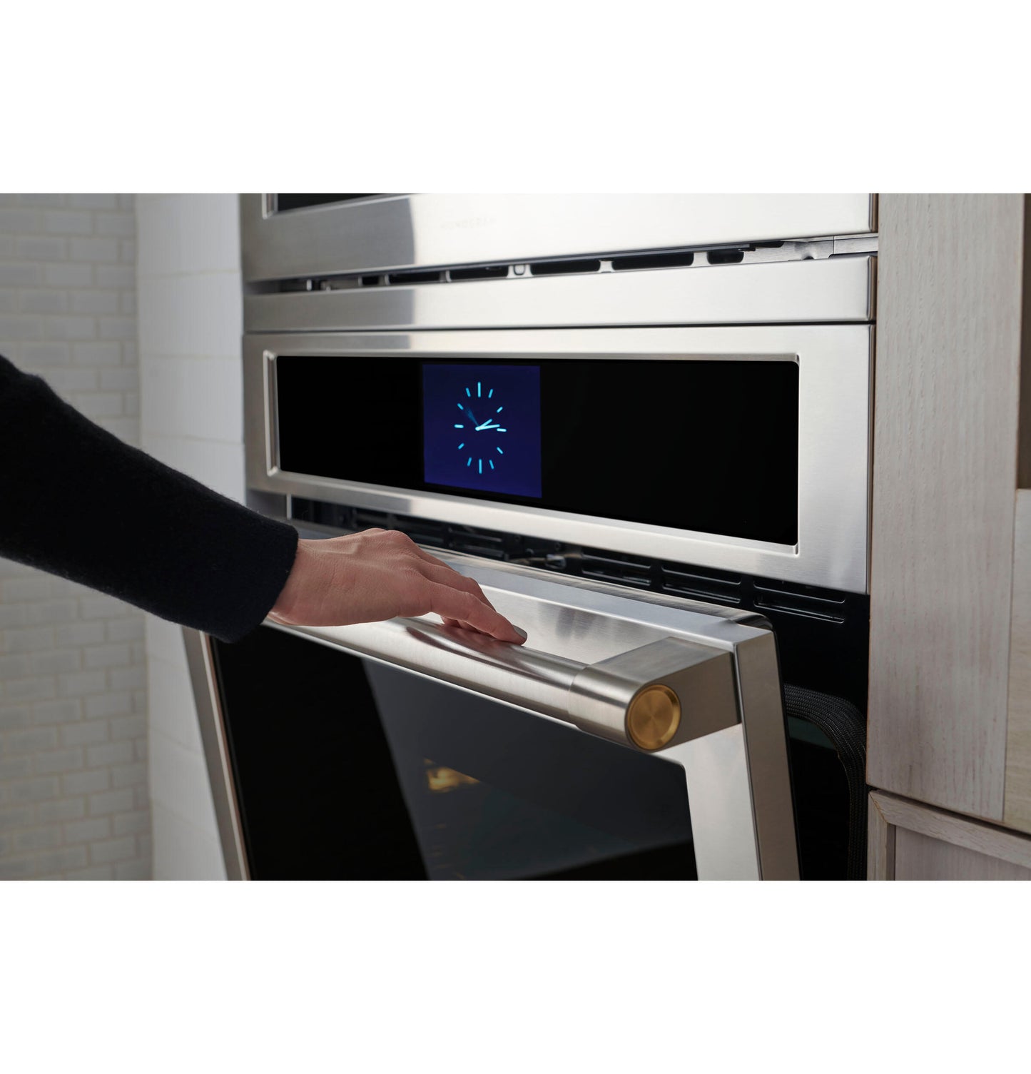 Monogram ZTSX1DPSNSS Monogram 30" Smart Electric Convection Single Wall Oven Statement Collection
