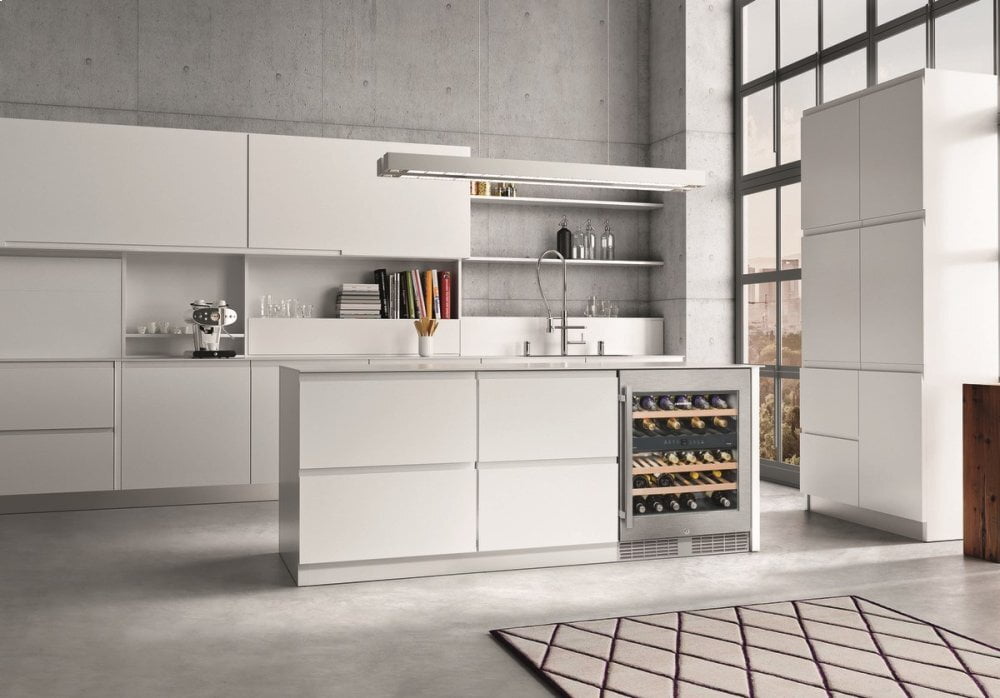 Liebherr WU3400 24" Built-Under Multi-Temperature Wine Cabinet