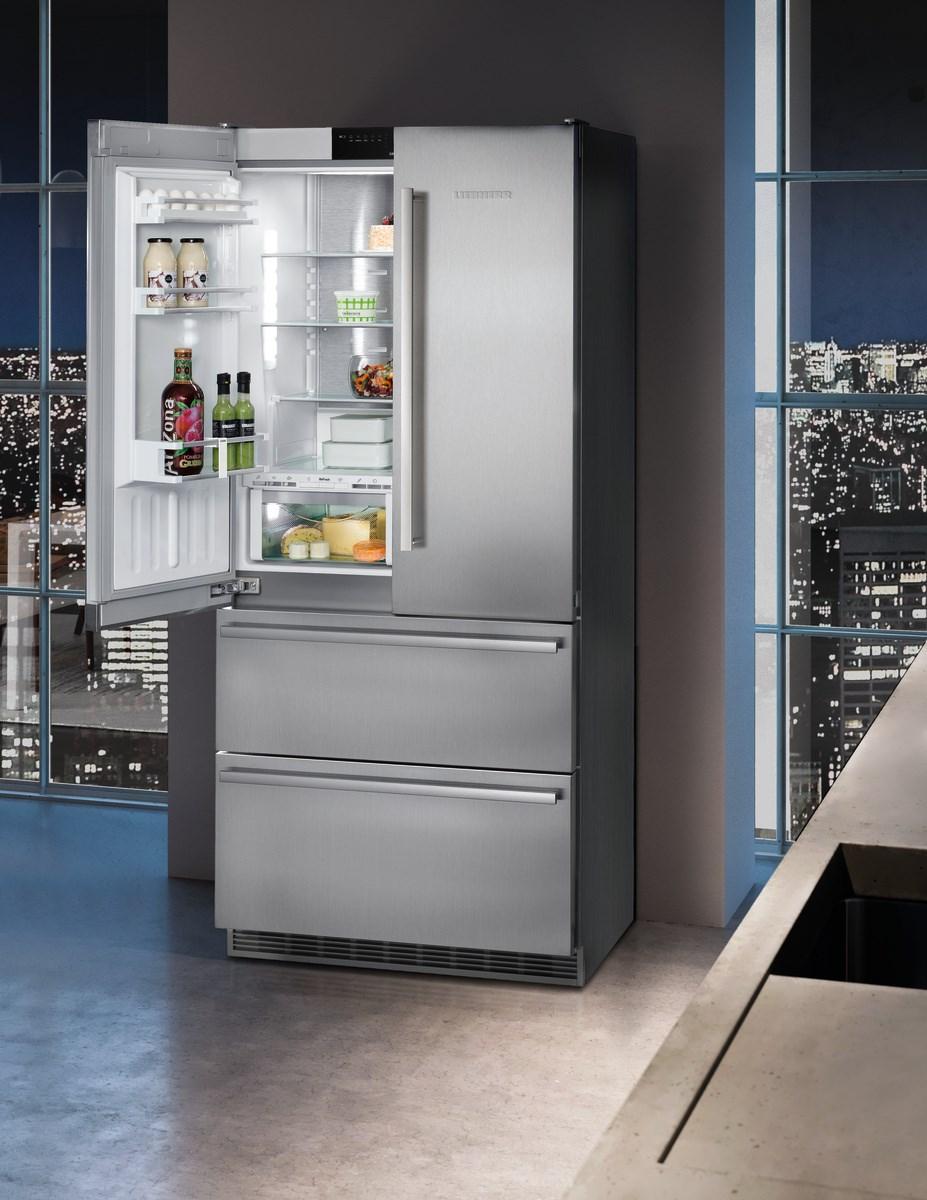 Liebherr CBS2092 Fridge-Freezer With Biofresh And Nofrost