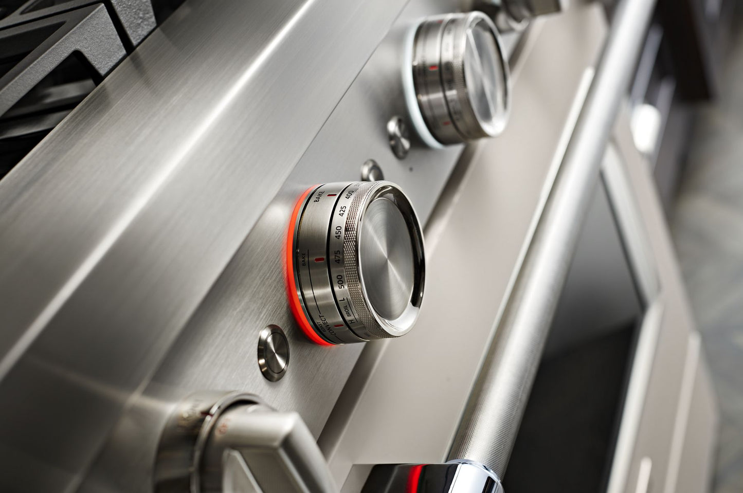 Kitchenaid KFGC558JMH Kitchenaid® 48'' Smart Commercial-Style Gas Range With Griddle - Milkshake