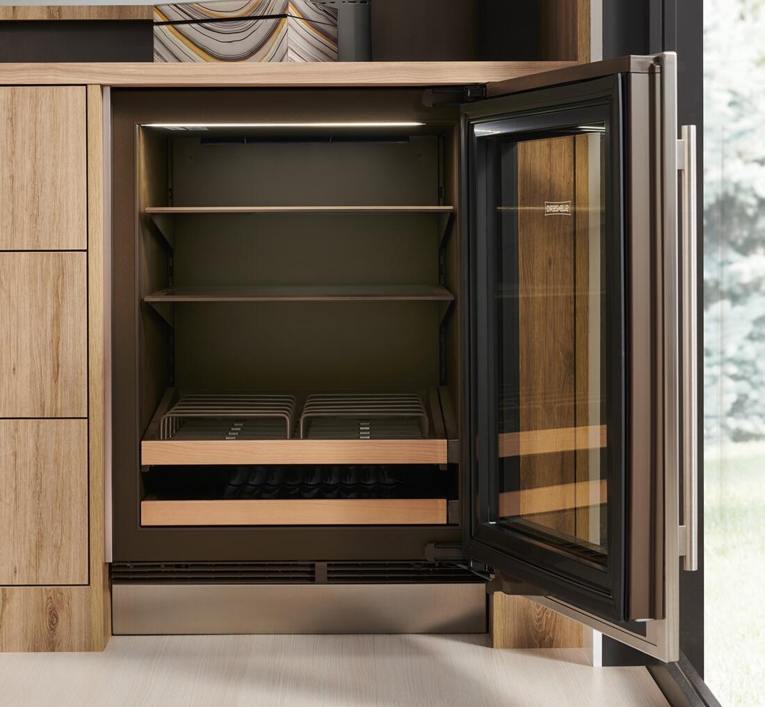 Sub-Zero DEU2450BGL 24" Designer Undercounter Beverage Center - Panel Ready