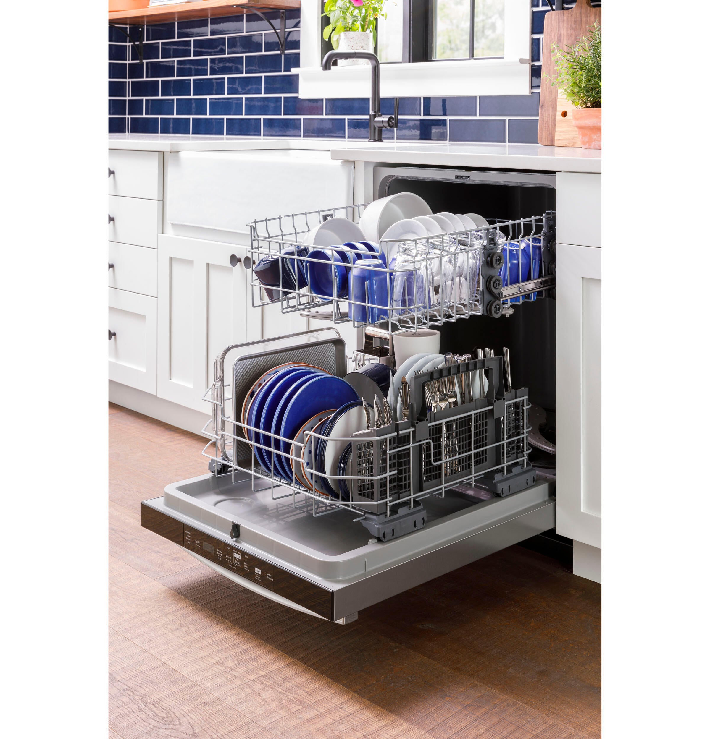 Ge Appliances GDF550PMRES Ge® Front Control With Plastic Interior Dishwasher With Sanitize Cycle & Dry Boost
