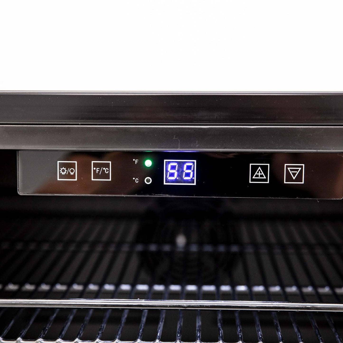 Avanti BVB52T4S 133 Can Beverage Center