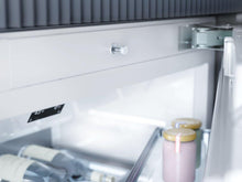 Miele F2471SF Stainless Steel - Mastercool™ Freezer Integrated Icemaker Features Separate Water And Ice Dispensers.