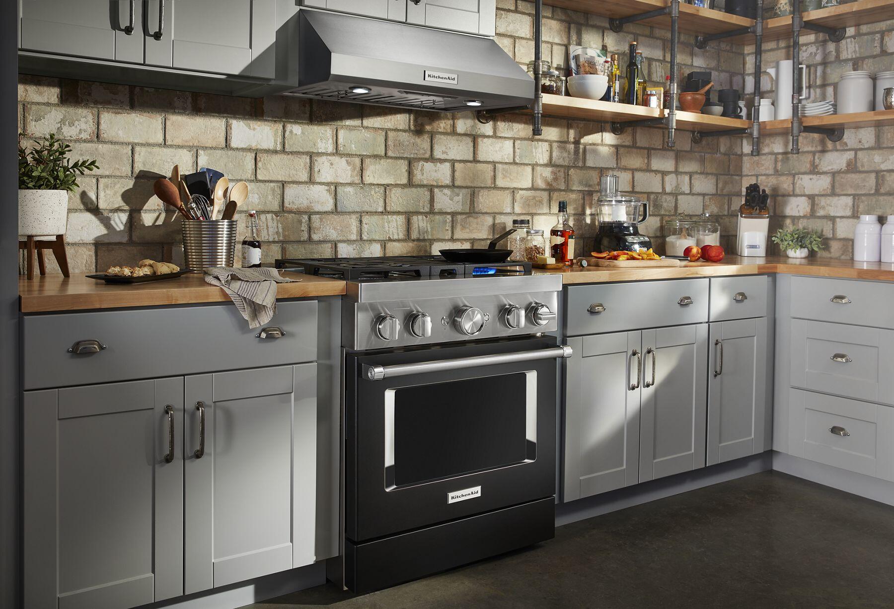 Kitchenaid KFDC500JBK Kitchenaid® 30'' Smart Commercial-Style Dual Fuel Range With 4 Burners - Imperial Black