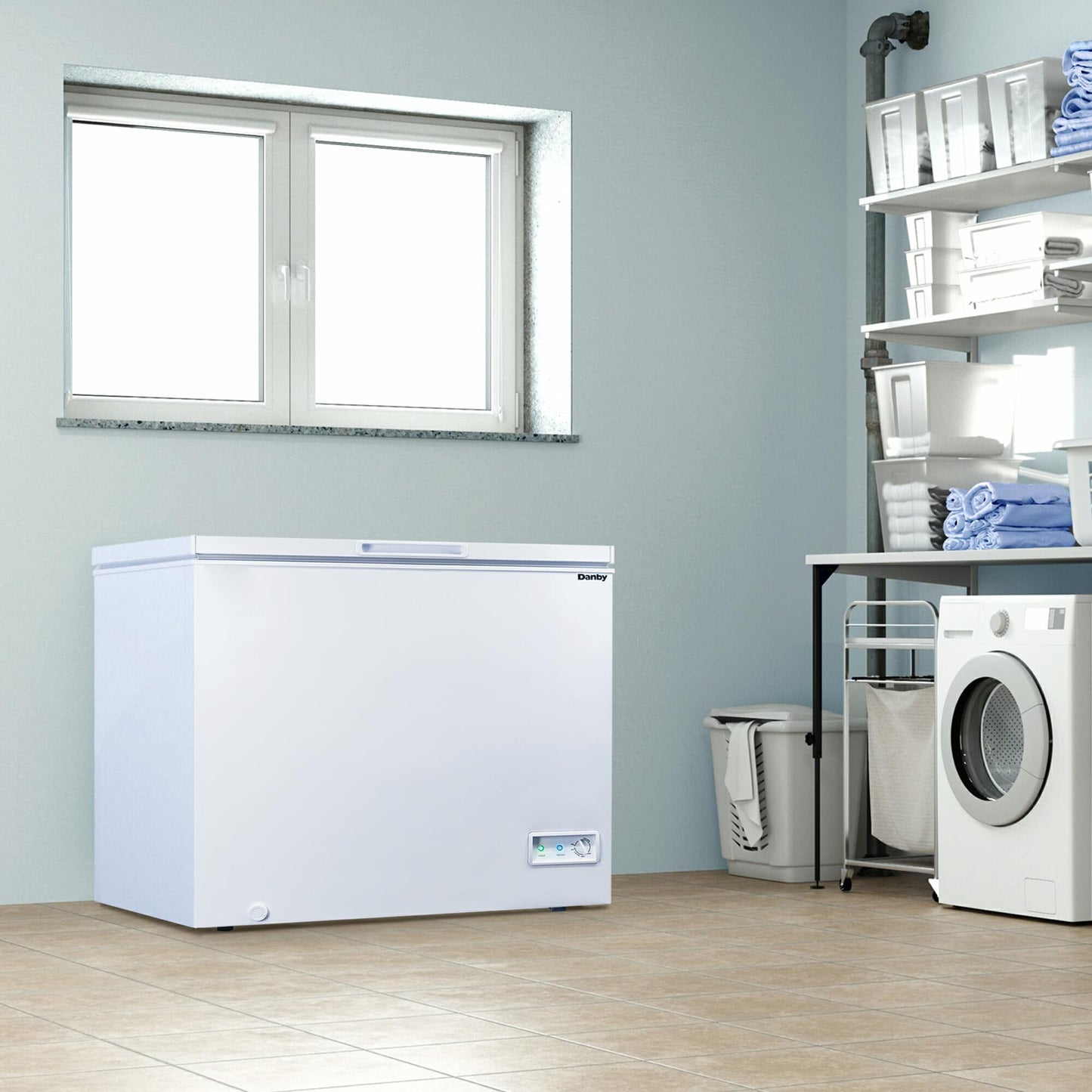 Danby DCF070A5WDB Danby 7.0 Cu. Ft. Square Model Chest Freezer