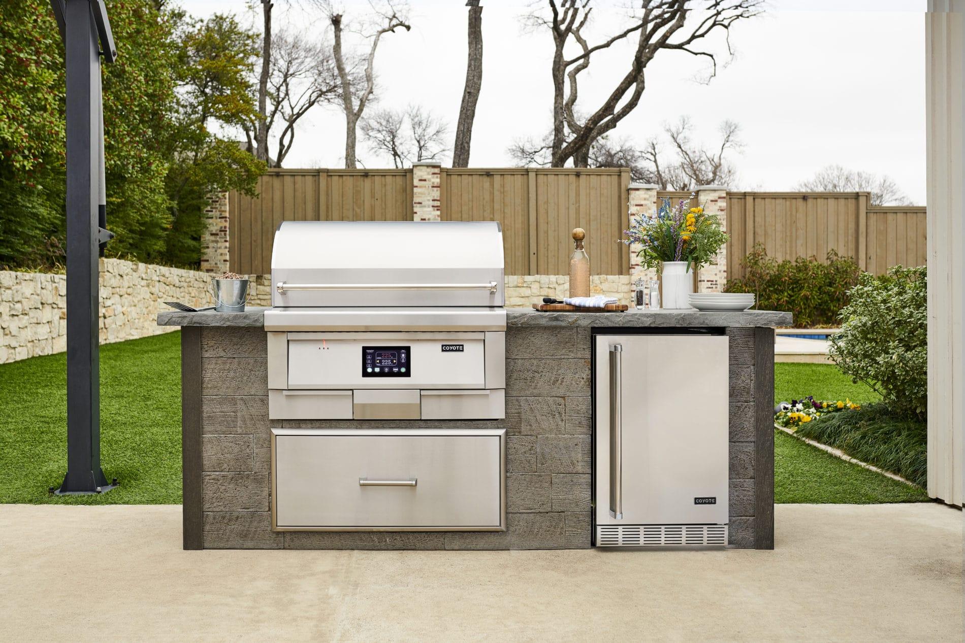 Coyote C1P36 36" Pellet Grill