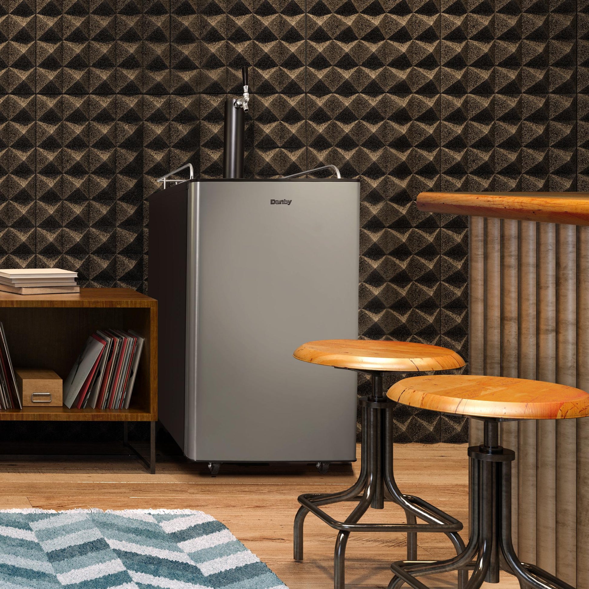 Danby DKC054A9SLDB Danby 5.4 Cu. Ft. Kegerator