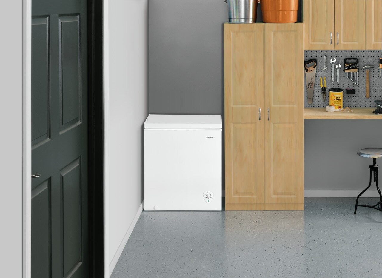 ASTROai Mini Fridge Won't Run, Green Light Blinking And Fan, 60 OFF