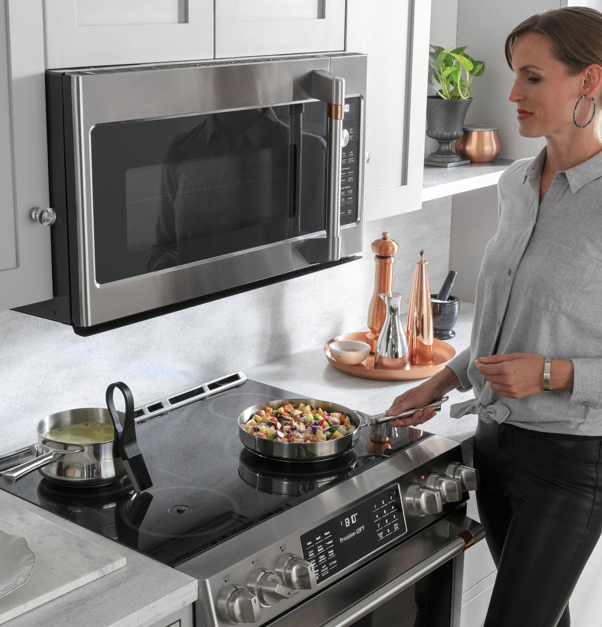 Cafe CHS90XP2MS1 Café™ 30" Smart Slide-In, Front-Control, Induction And Convection Range With In-Oven Camera