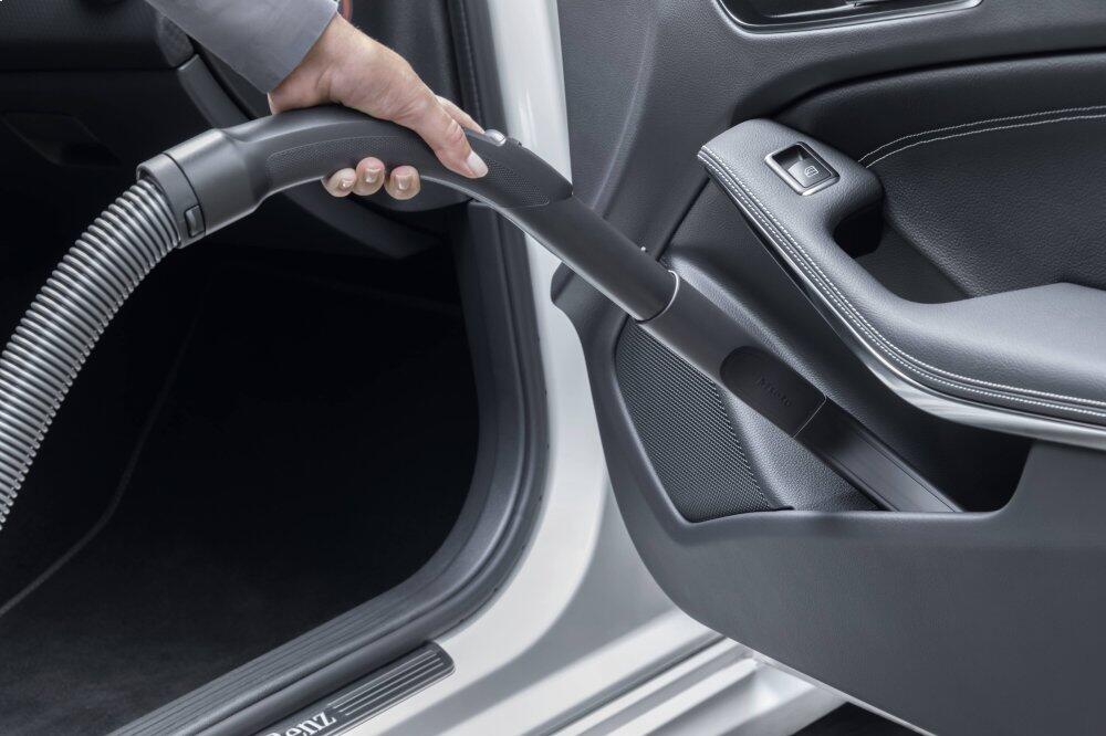 Miele SFD20 Sfd 20 - Flexible Crevice Nozzle Its Length Enables Cleaning Of Difficult To Access, Narrow Crevices.