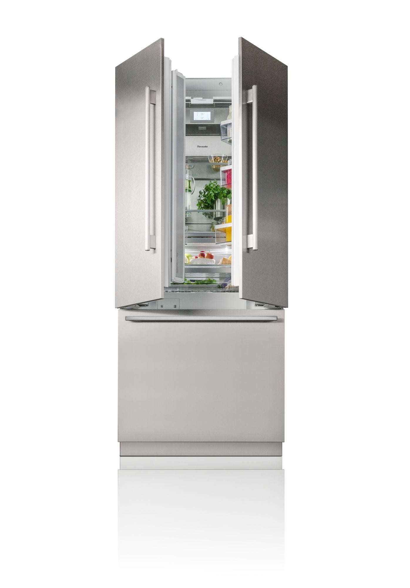 Thermador48 Built in Refrigerator with Ice Maker