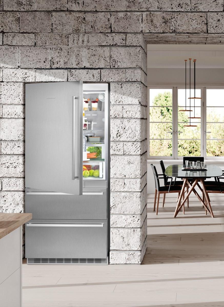 Liebherr CS2091 Fridge-Freezer With Nofrost
