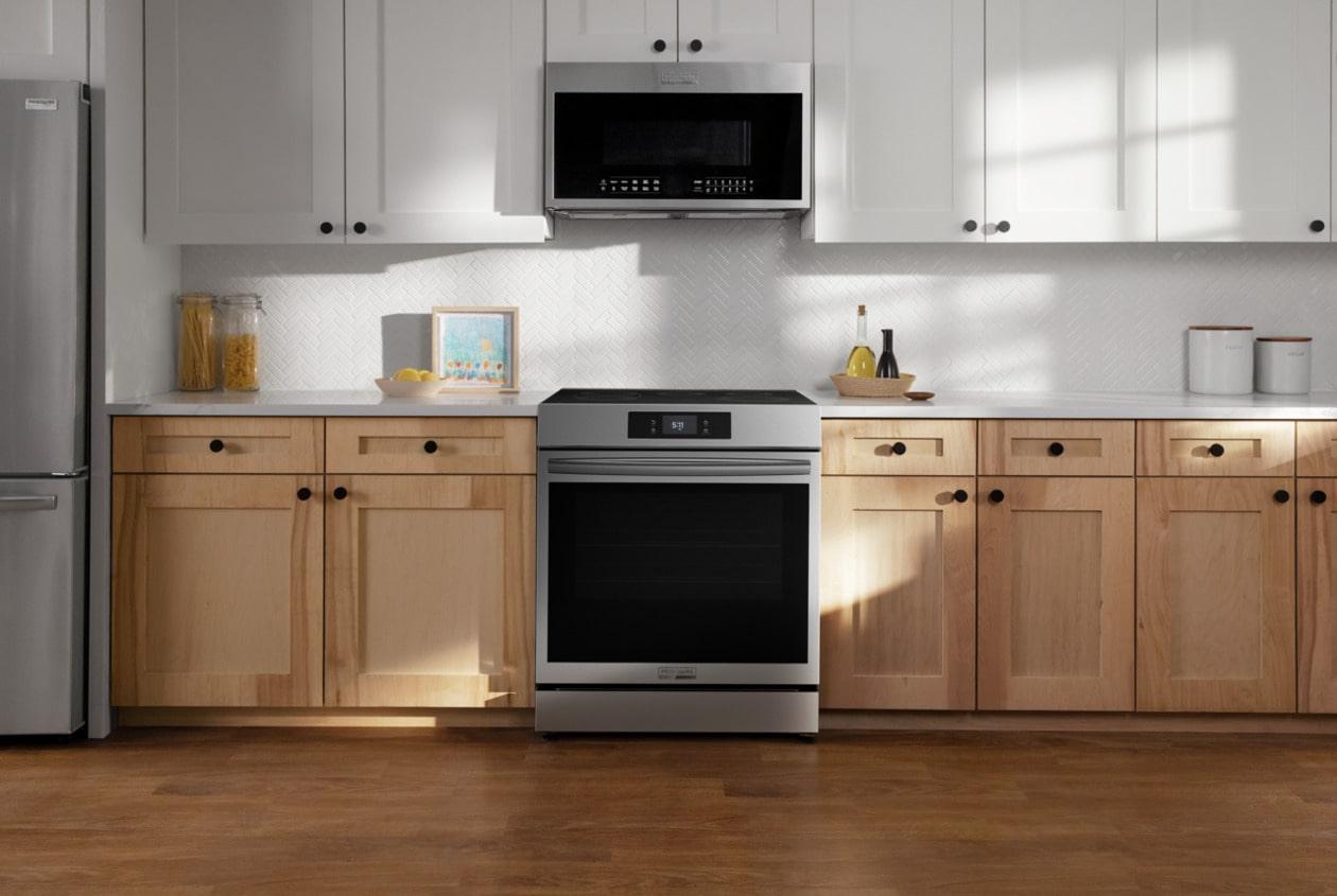 Frigidaire GCFI3060BF Frigidaire Gallery 30" Front Control Induction Range With Total Convection