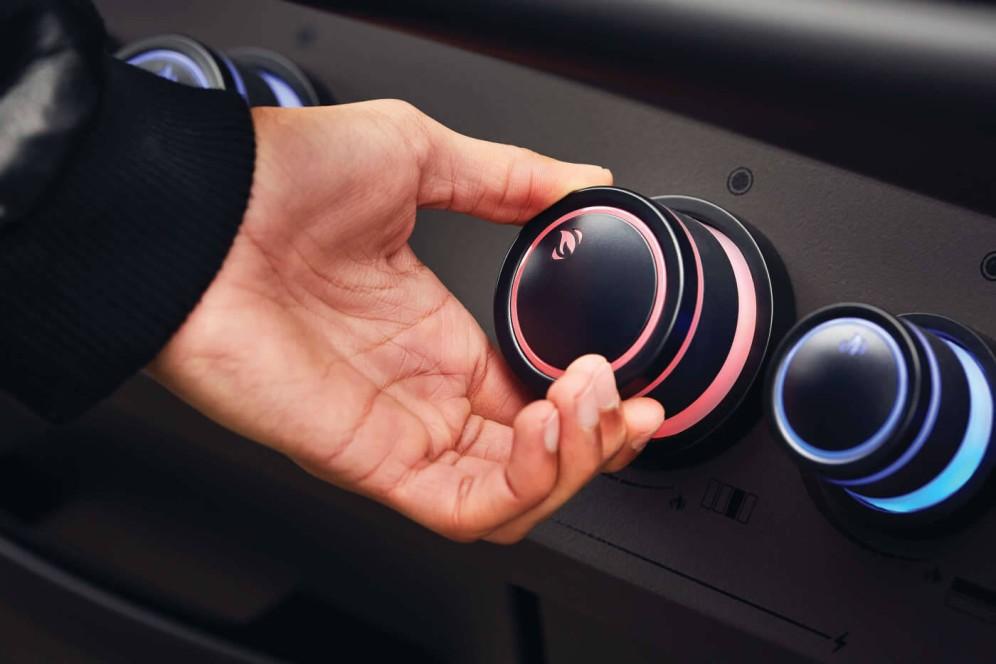 Napoleon Bbq P500RSIBPK3PHM Phantom Prestige 500 Rsib With Infrared Side And Rear Burners , Propane, Matte/Matt Black