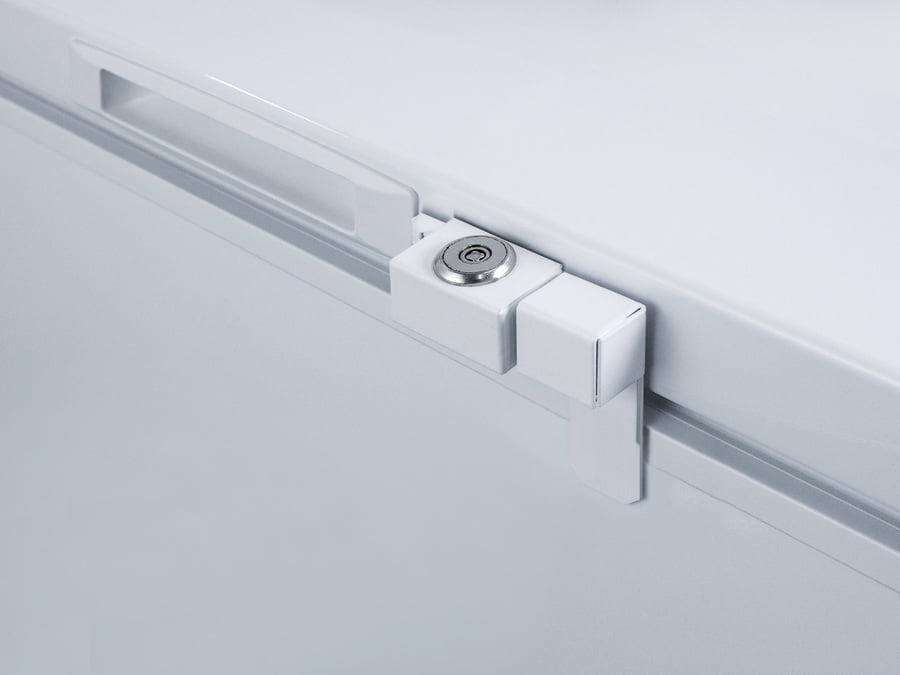 Summit VLT850IB Laboratory Chest Freezer Capable Of -35 C (-31 F)Operation With Dual Blue Ice Banks