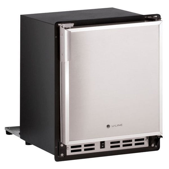 U-Line ULNSP18FCS20A 14" Crescent Ice Maker With Stainless Solid Finish (230 V/50 Hz Volts /50 Hz Hz)