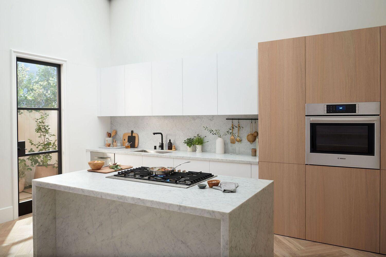 Bosch HBL8454UC 800 Series Single Wall Oven 30'' Stainless Steel Hbl8454Uc