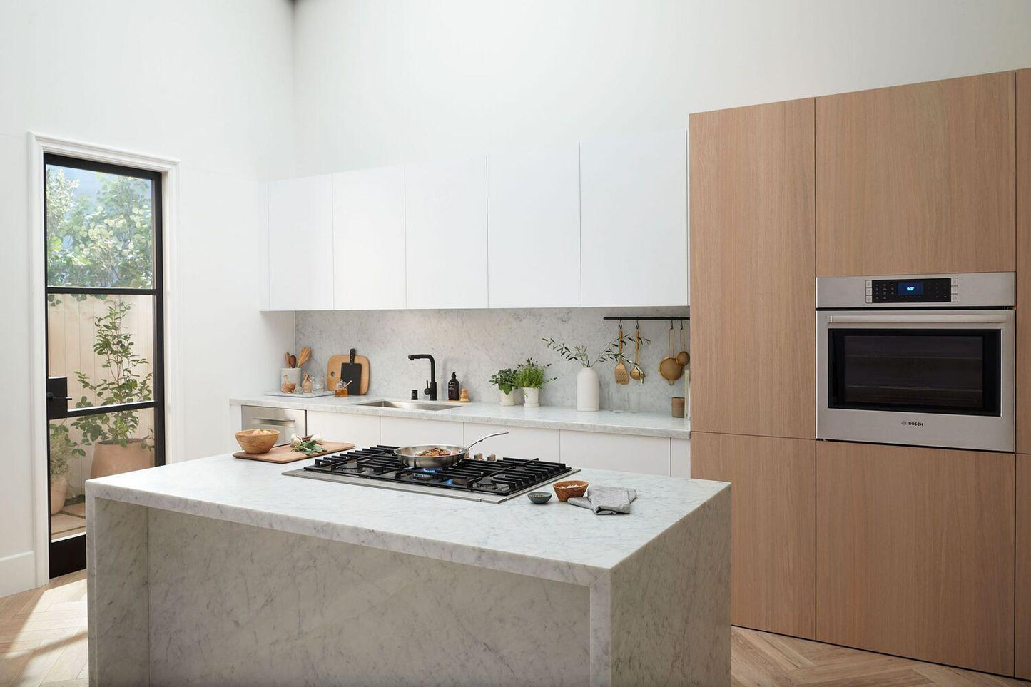 Bosch HBLP454UC Benchmark® Single Wall Oven 30'' Stainless Steel Hblp454Uc