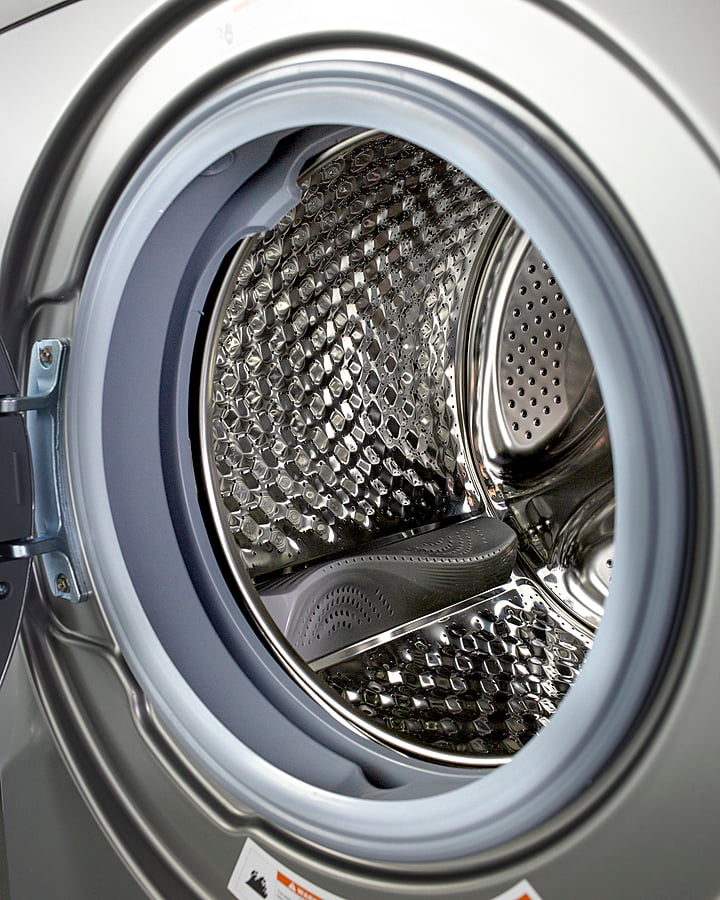 Summit SPWD2203P 24" Wide 115V Electric Washer/Dryer Combo