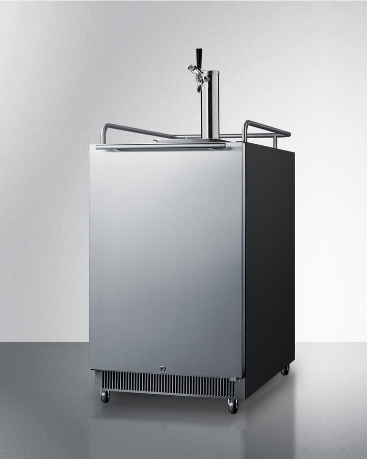 Summit SBC677BITL 24" Wide Built-In Kegerator With Taplock