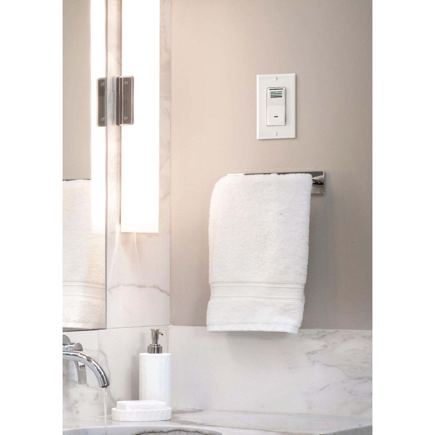 Broan 82W Broan-Nutone® Sensaire Humidity Sensing Wall Control, White, Single Pack