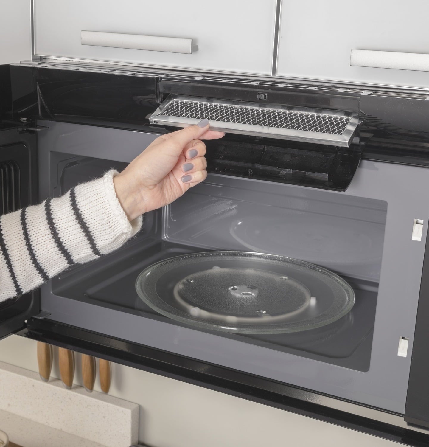 Haier QVM7167RNSS 30" 1.6 Cu. Ft. Smart Over-The-Range Microwave Oven