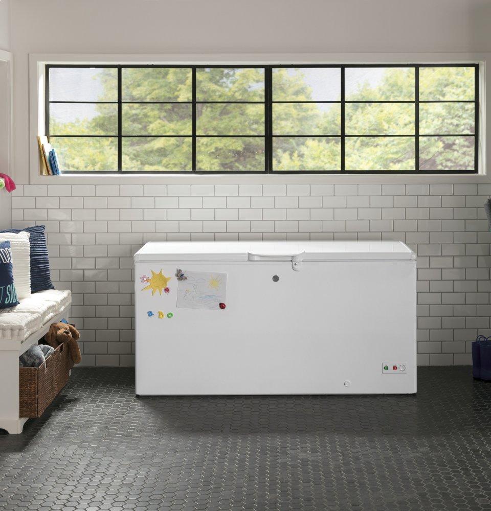 Ge Appliances FCM16SLWW Ge® 15.7 Cu. Ft. Manual Defrost Chest Freezer