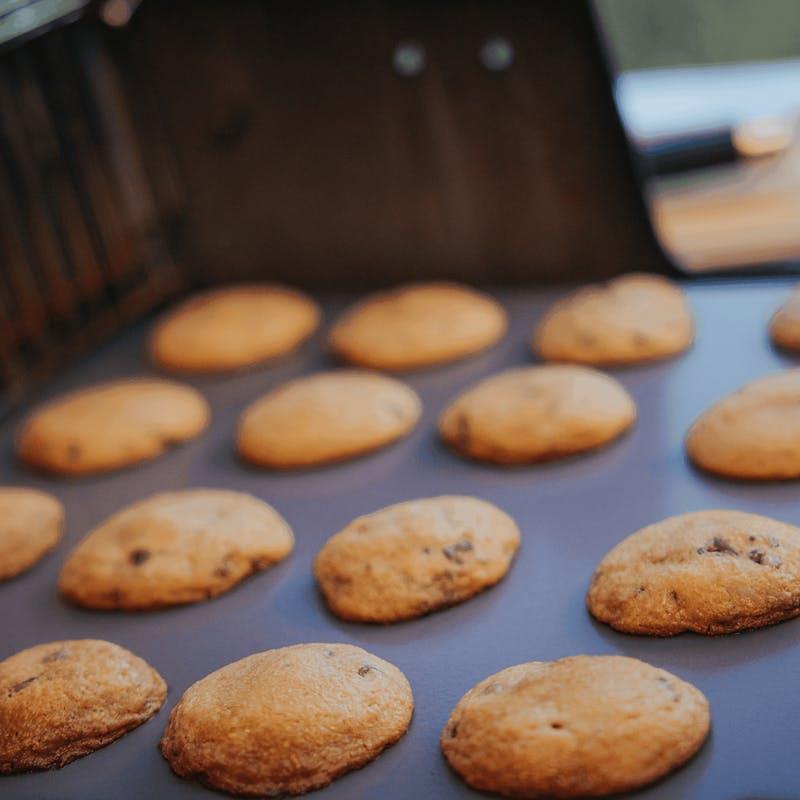 Weber 7671 Weber Crafted Glazed Baking Stone