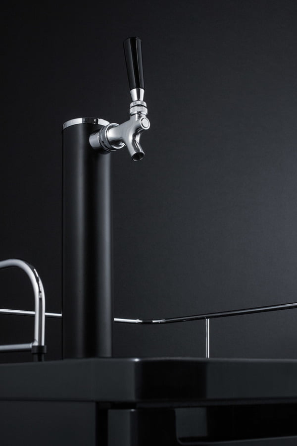 Summit SBC582B Full-Sized Kegerator